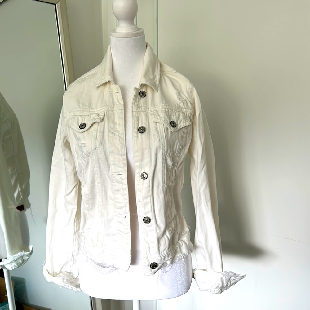 Abercrombie & Fitch White Denim Jean Jacket